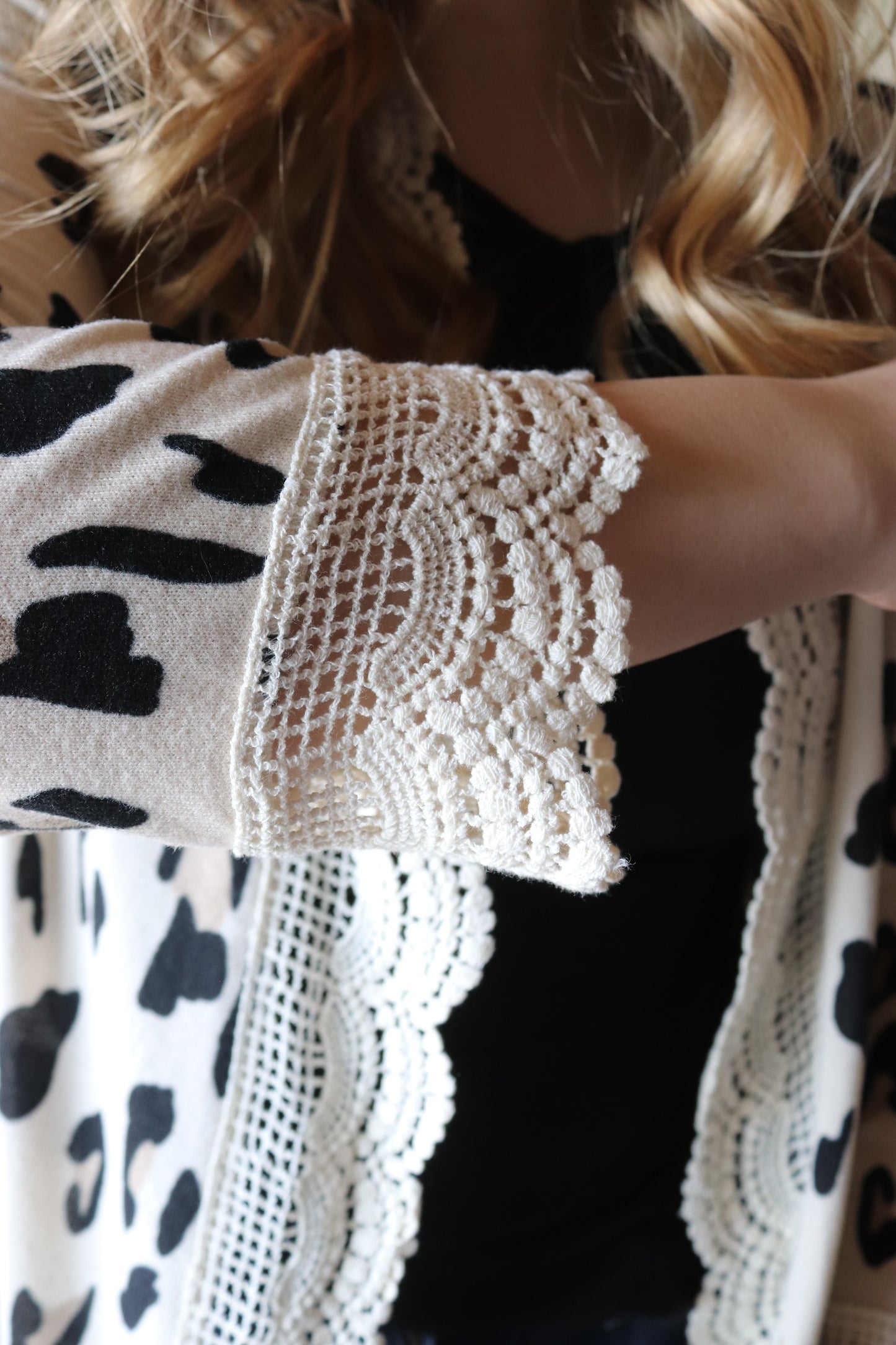 PLUS: 3/4 Sleeve Lace Trim Leopard Cardigan