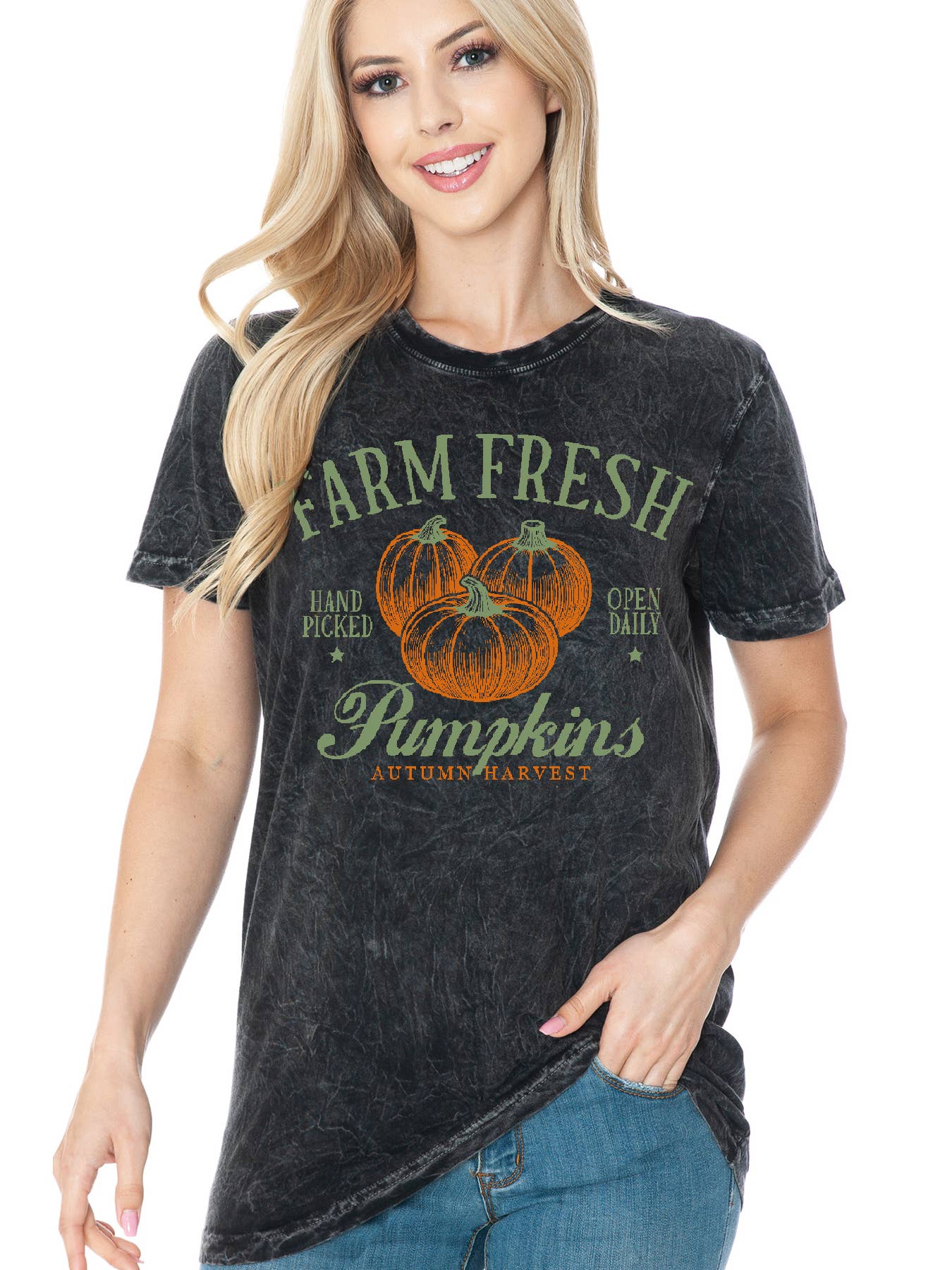 Farm Fresh Pumpkins Graphic Tee