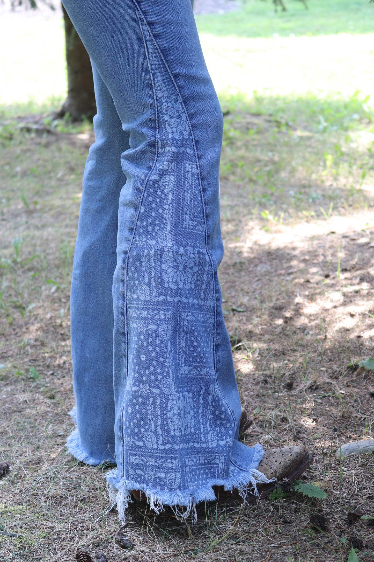 Kancan: Bandana Flares