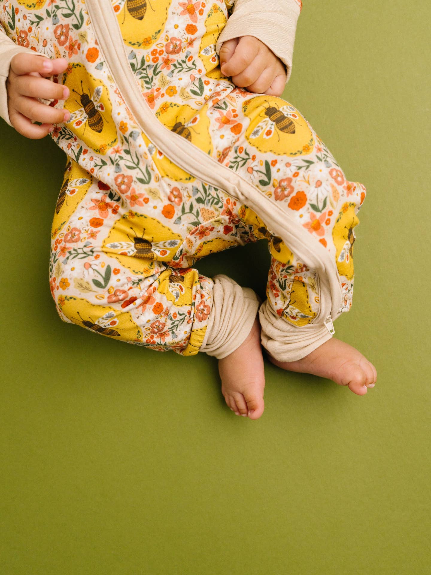 Sweet Bee Bamboo Sleeper