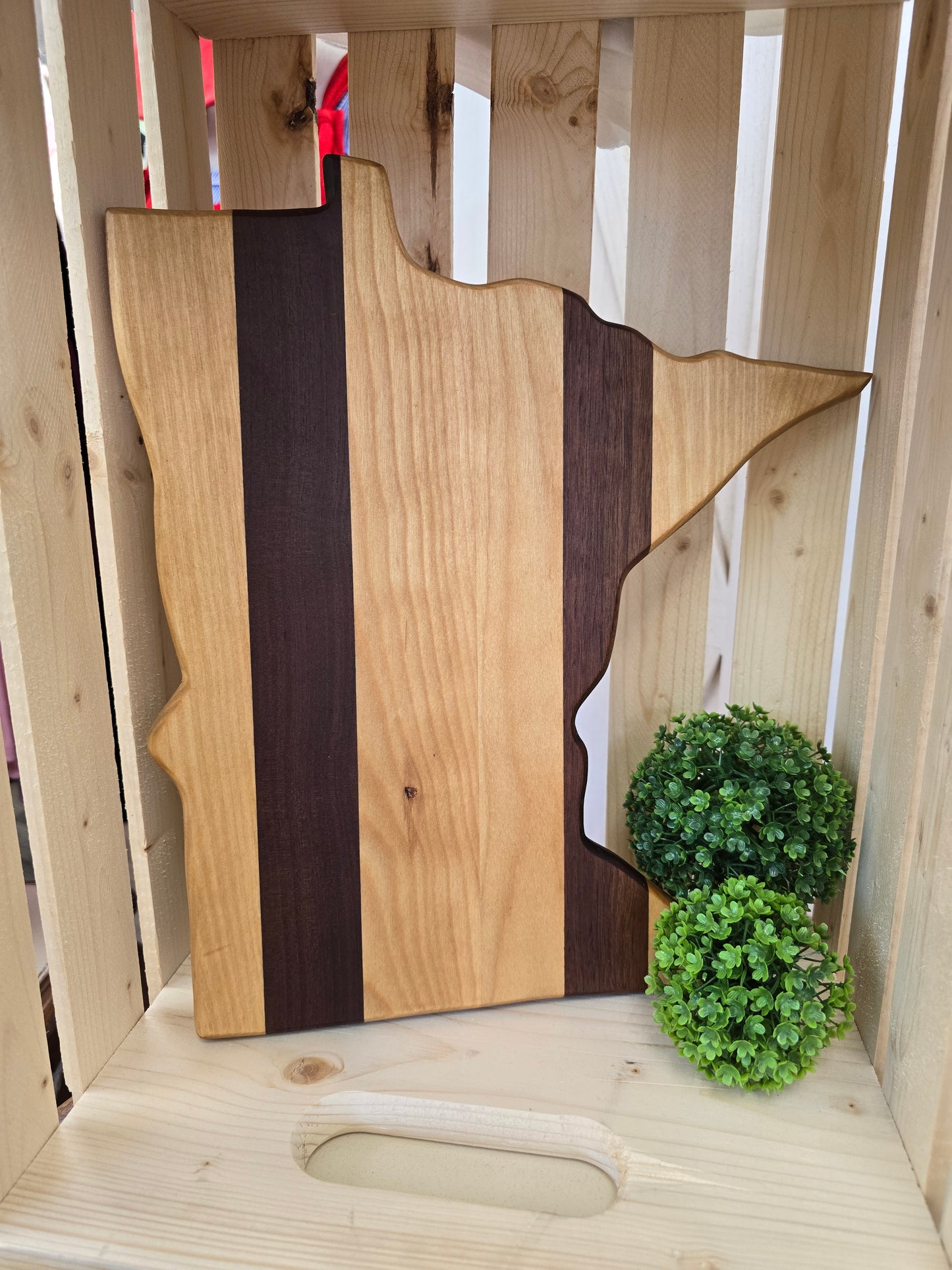 MN Cutting Board