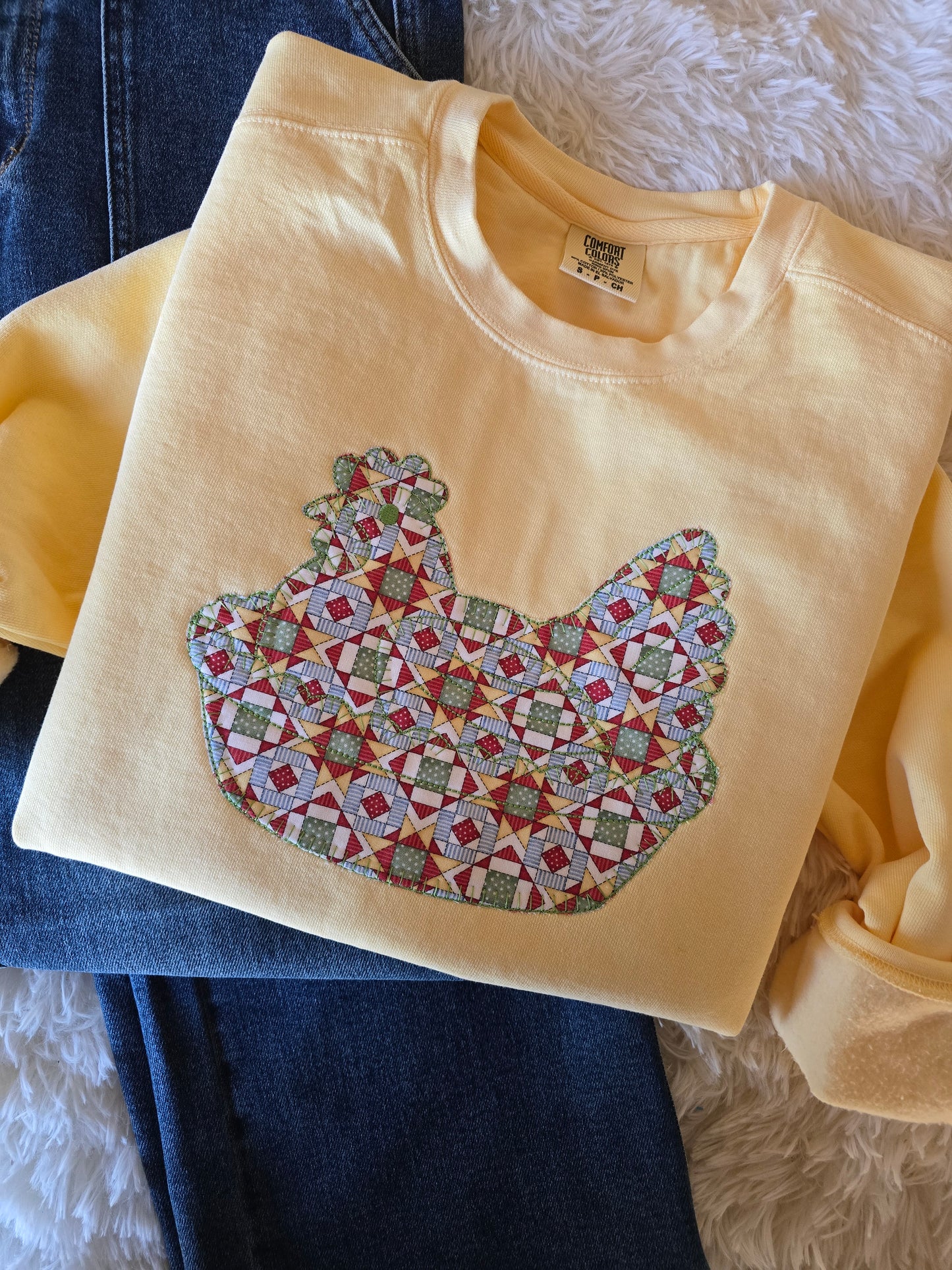 Embroidered Hen on a Nest Sweatshirt (Quilt)