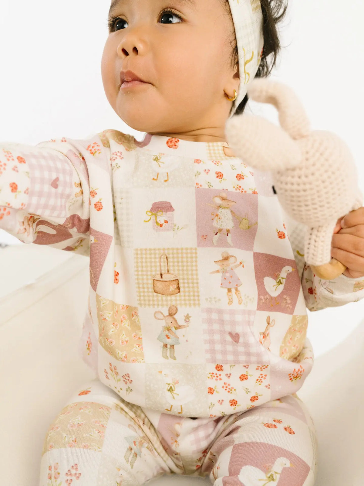 Storybook Picnic Crewneck Set