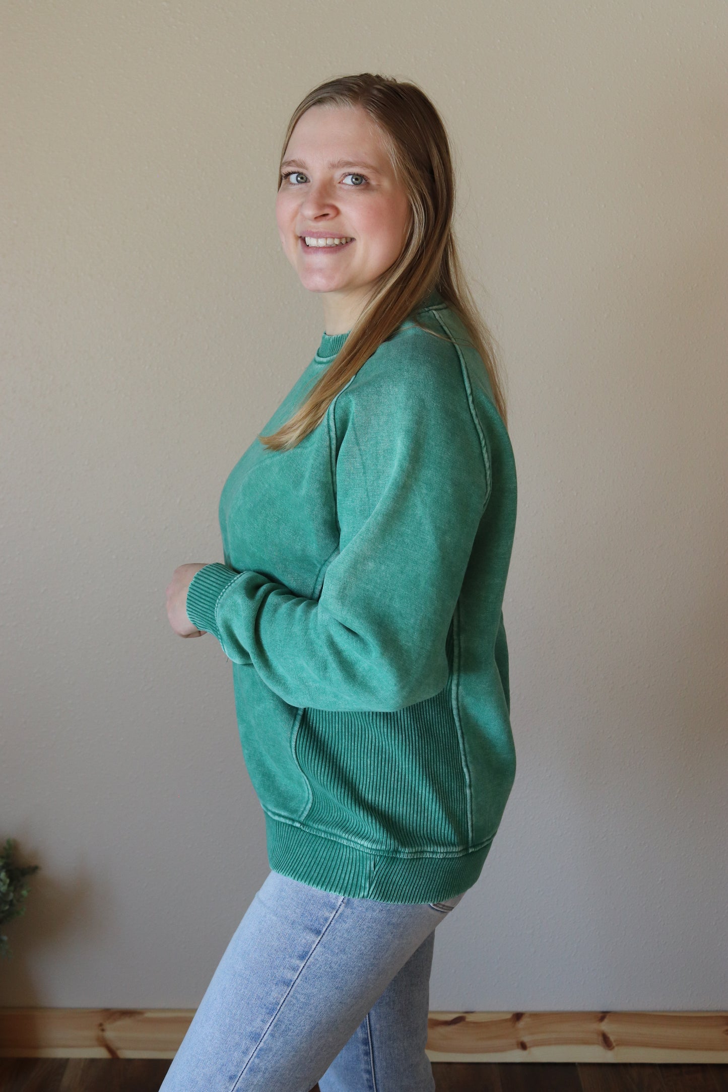 PLUS: Forest Washed Sweatshirt