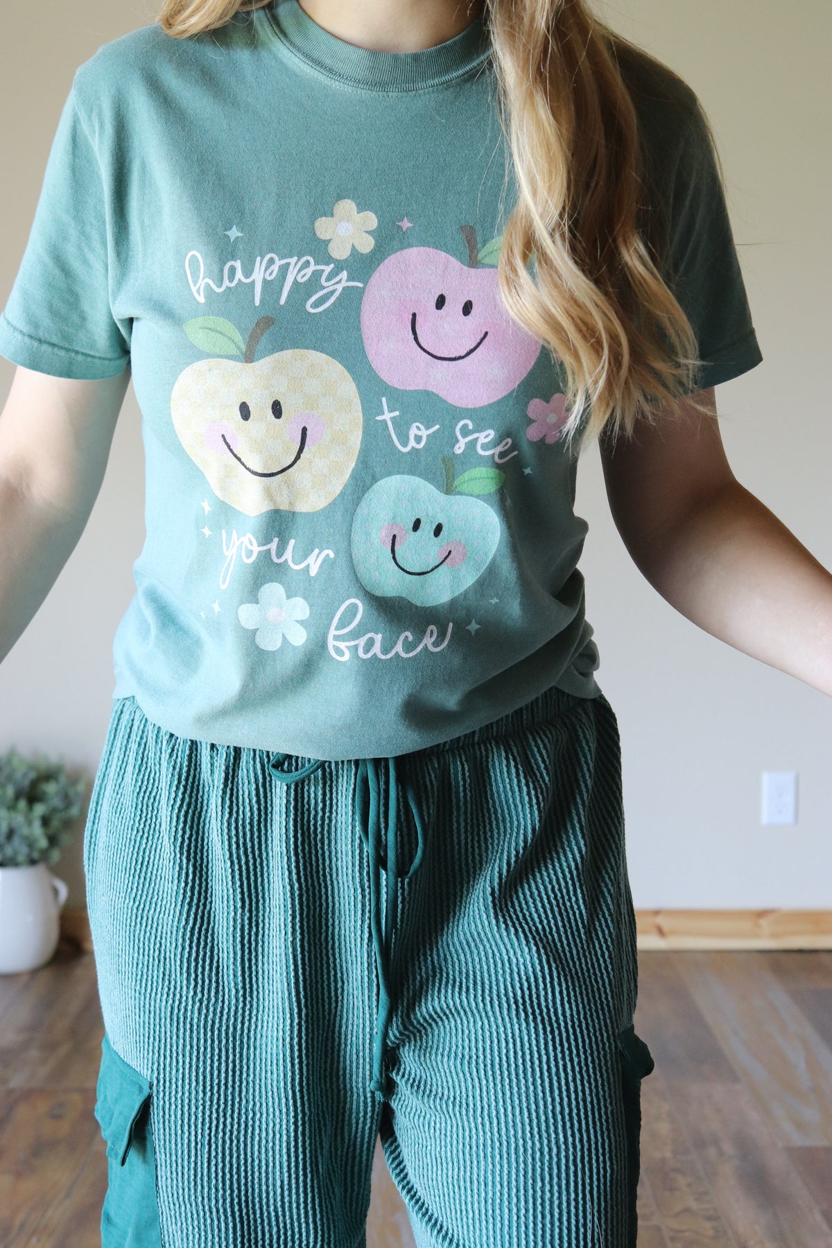 Happy To See Your Face Graphic Tee