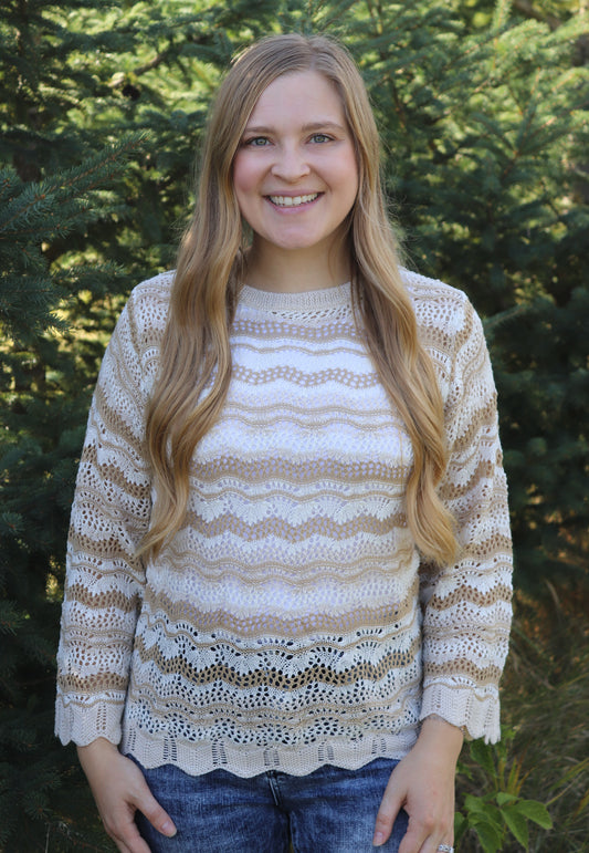 Cream/Tan Scalloped Sweater